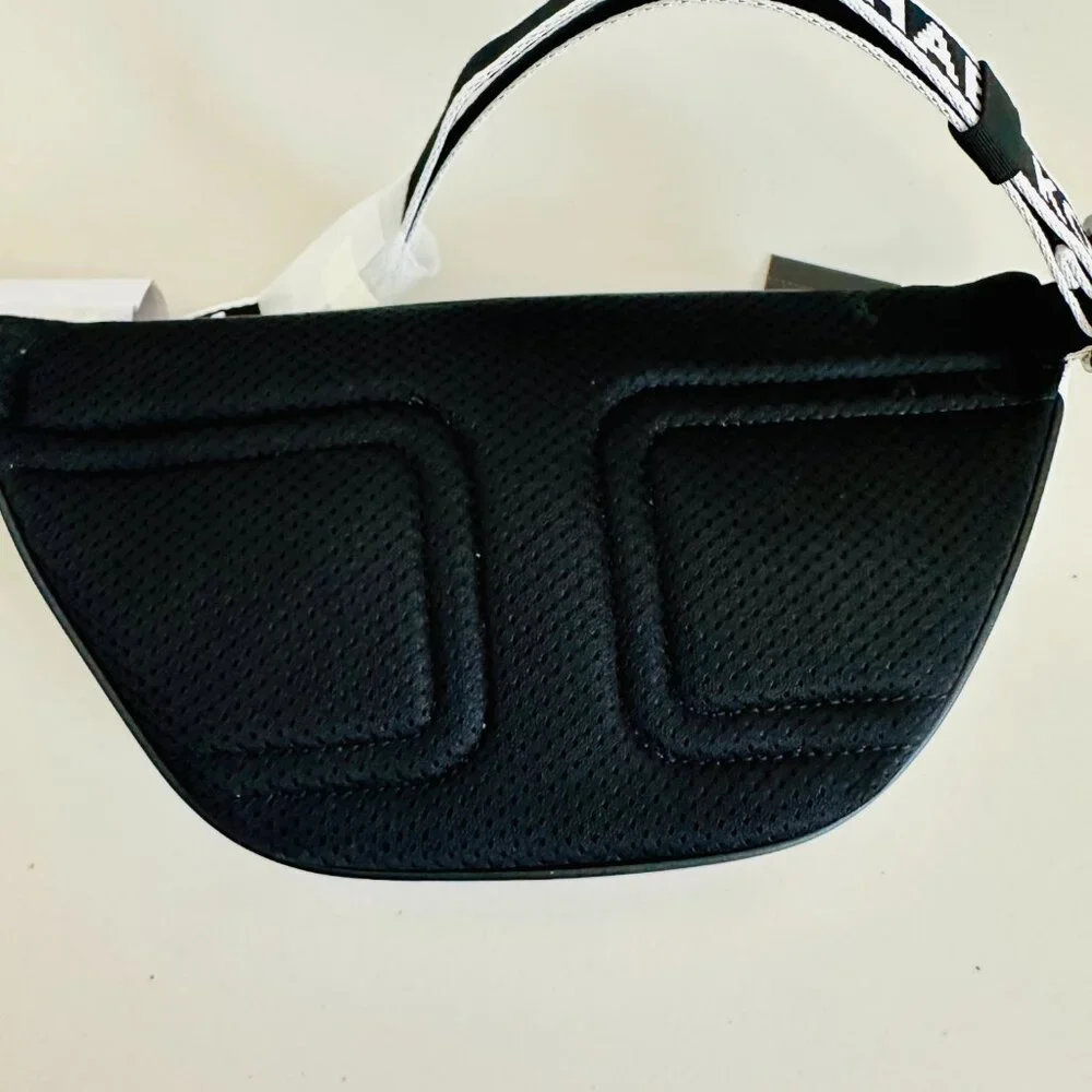MICHAEL KORS MK SIGNATURE LOGO COOPER BELT BAG BRIGHT WHITE UNISEX